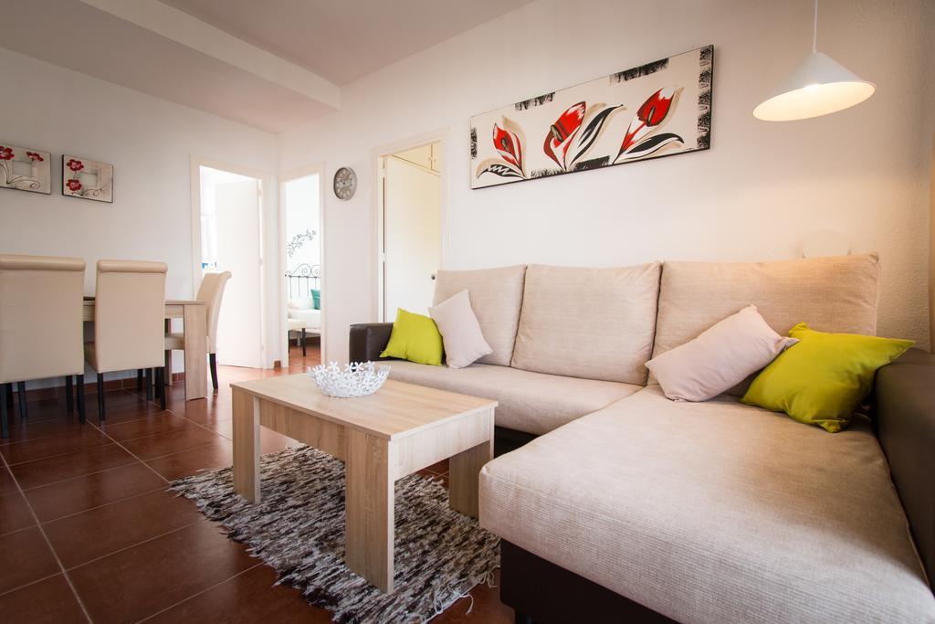Holidays2Torremolinos Apartamento De 3 Dormitorios Con Terraza Y Piscina Comunitaria Екстер'єр фото