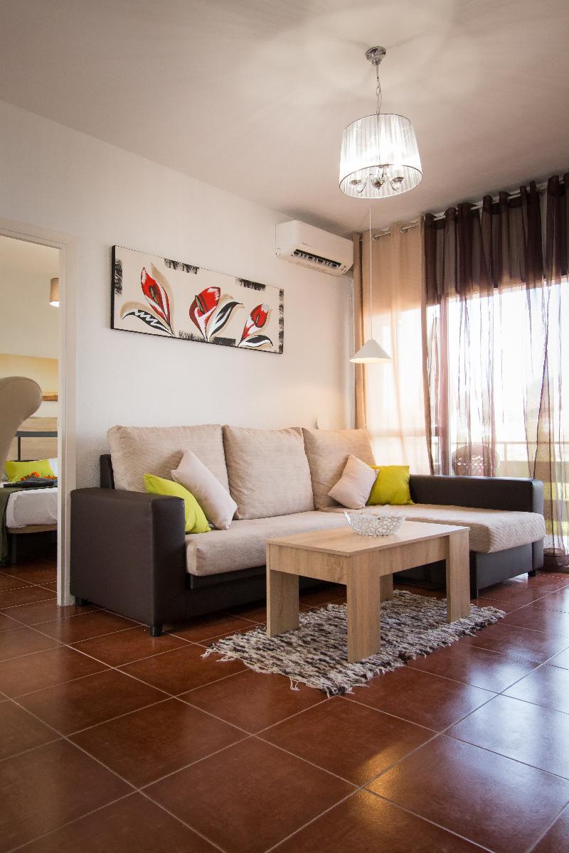Holidays2Torremolinos Apartamento De 3 Dormitorios Con Terraza Y Piscina Comunitaria Екстер'єр фото
