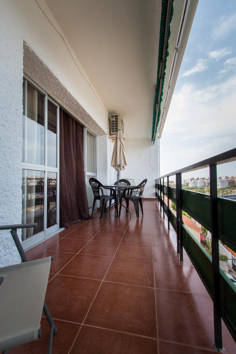 Holidays2Torremolinos Apartamento De 3 Dormitorios Con Terraza Y Piscina Comunitaria Екстер'єр фото
